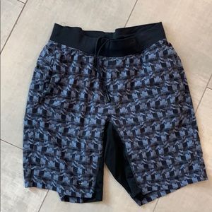 lulu Lemmon athletic gym shorts